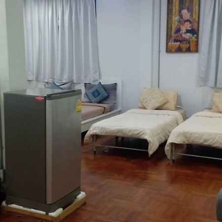 Sriyanar Place 방콕 외부 사진