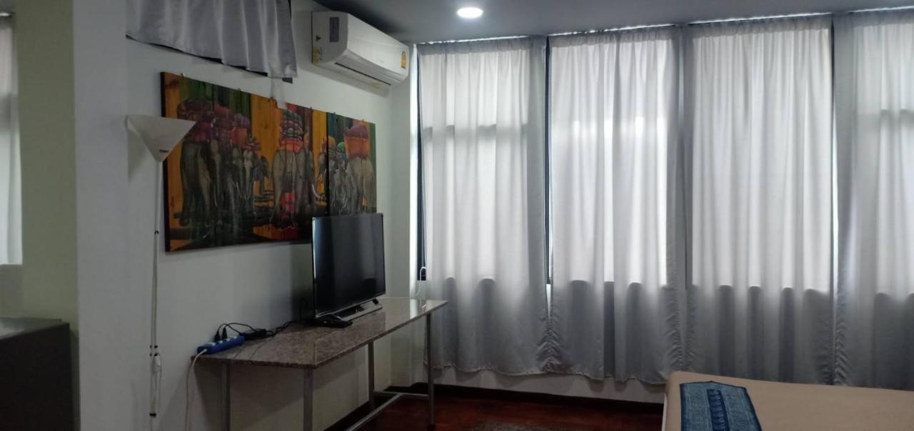 Sriyanar Place 방콕 외부 사진