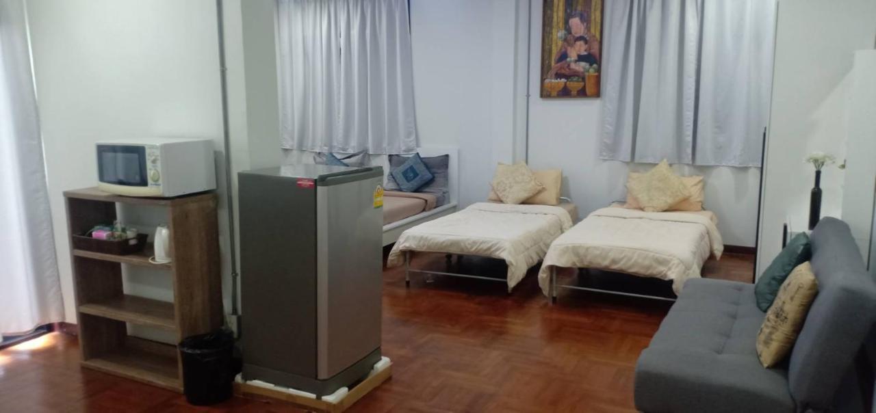 Sriyanar Place 방콕 외부 사진