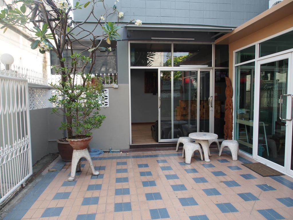 Sriyanar Place 방콕 외부 사진